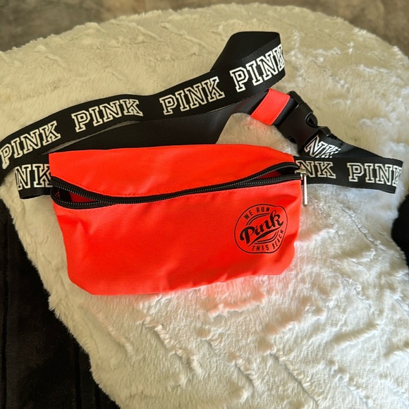 Pink Fanny pack - Picture 1 of 2